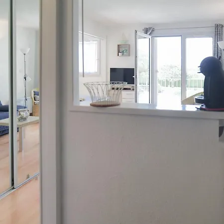 Avec Piscine Commune Quartier La Pironniere - 4 Personnes Apartment *
