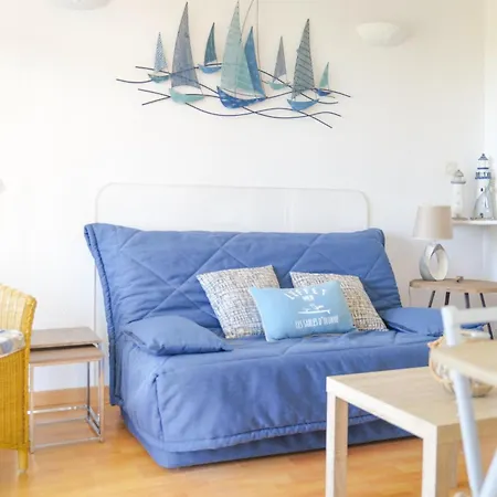 Apartment Avec Piscine Commune Quartier La Pironniere - 4 Personnes *