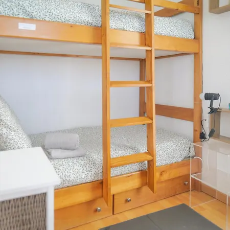 Avec Piscine Commune Quartier La Pironniere - 4 Personnes Apartment *
