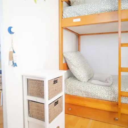 Apartment Avec Piscine Commune Quartier La Pironniere - 4 Personnes *